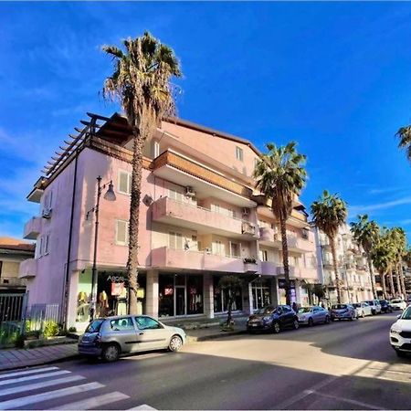 アグローポリ Torre Agada Bed & Breakfast エクステリア 写真