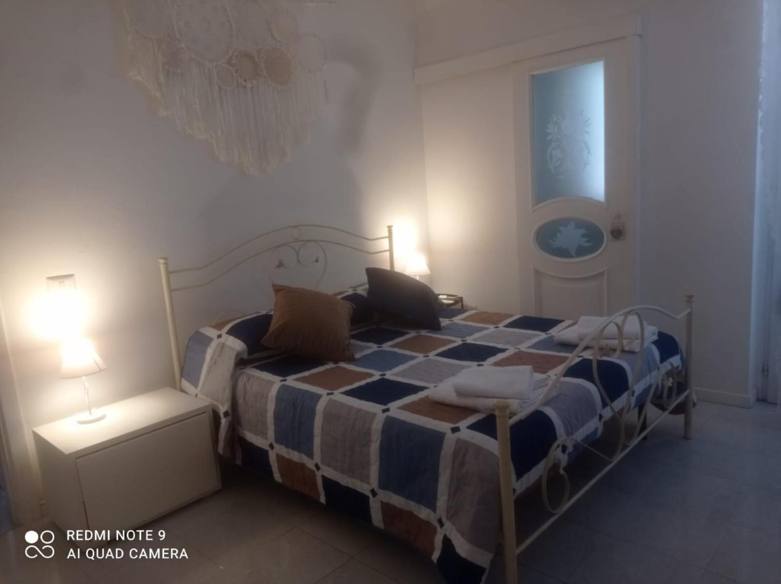 アグローポリ Torre Agada Bed & Breakfast エクステリア 写真
